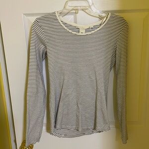 H&M BLACK & WHITE STRIPED LONG SLEEVE TOP